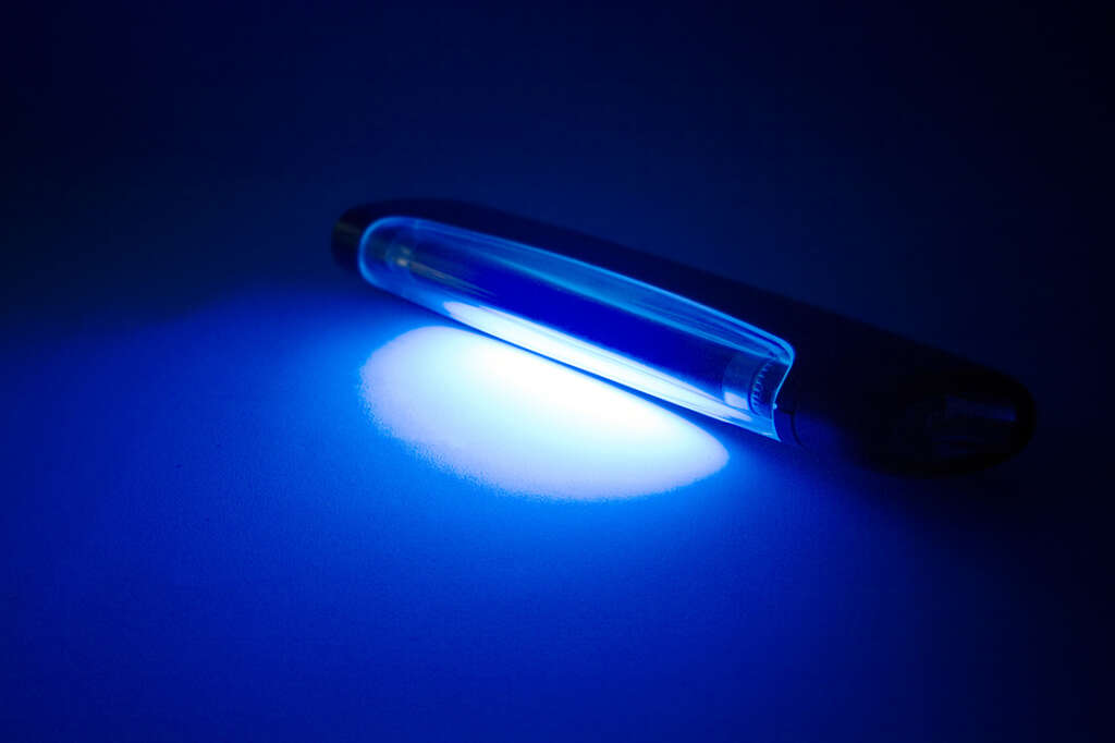 Ultraviolet Germicidal Light Fixtures